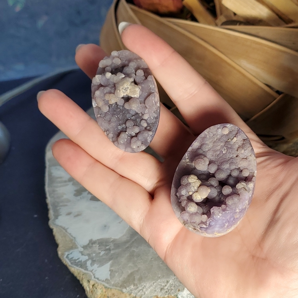 2 grape agate egg clusters